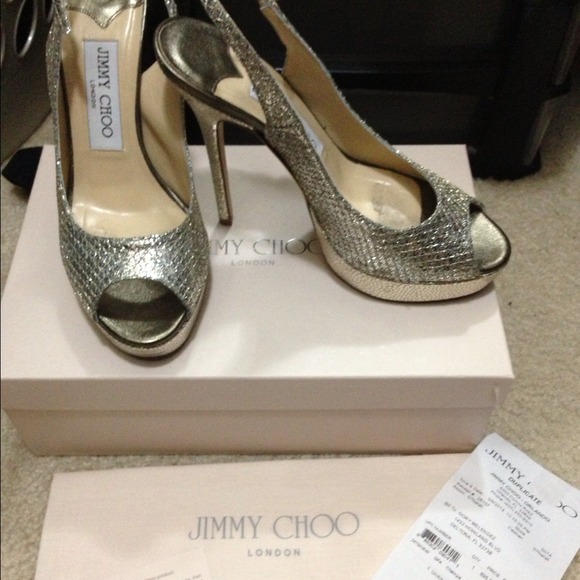 Jimmy Choo Shoes - NEW LOWERED PRICE! Jimmy Choo shoes $375❗💯real!
