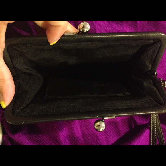 Coach black wristlet - Picture 3 of 3