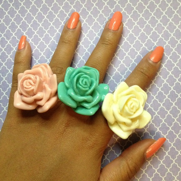 Set of 3 Rose Rings