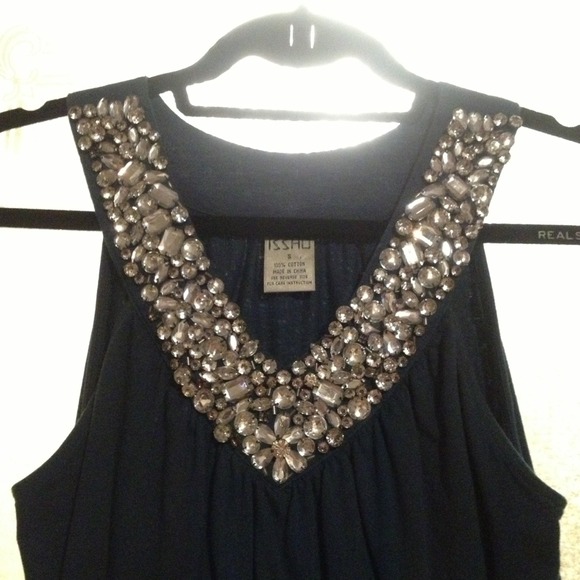 Top - Picture 2 of 4