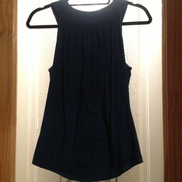 Top - Picture 4 of 4