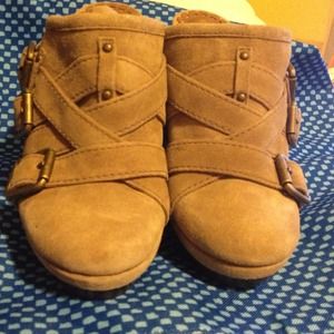 Juicy couture wooden heels, give me ur best offer!