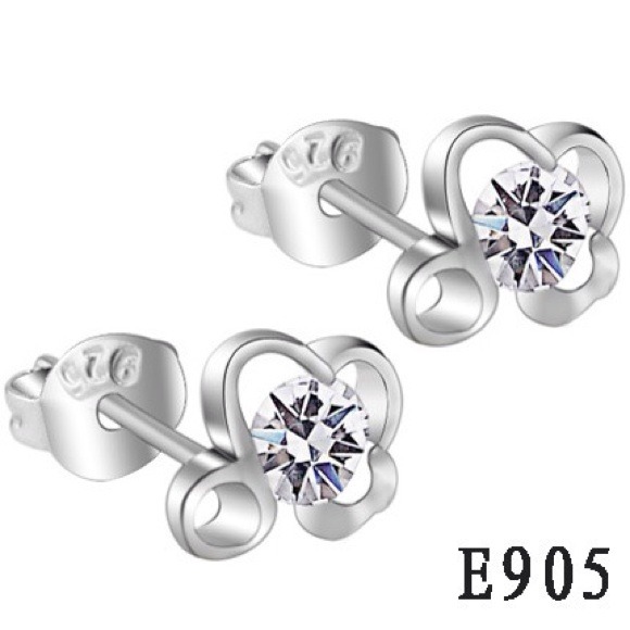 Uniquely shaped clover like earrings