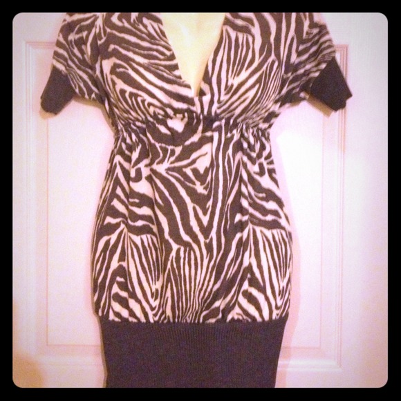 Wet seal top/dress size small