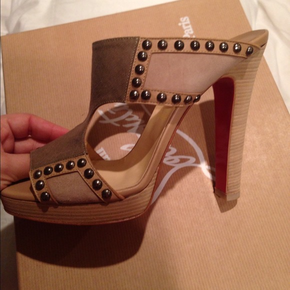 Christian Loubitoun brand new shoes