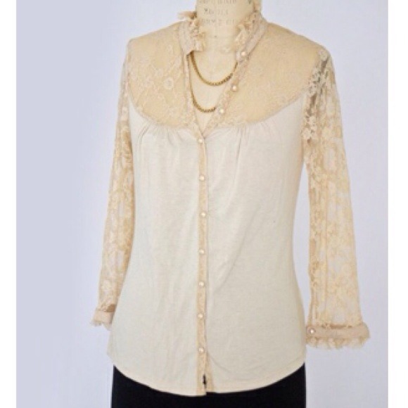 Lace 3/4 sleeve blouse