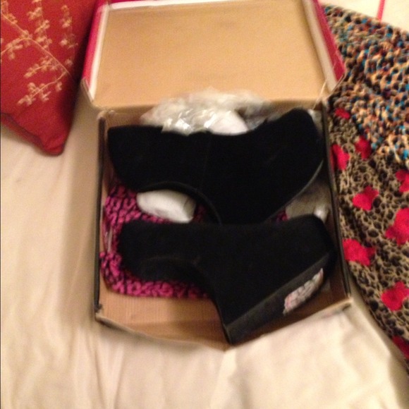 Black suede heeless heels!!  Worn once