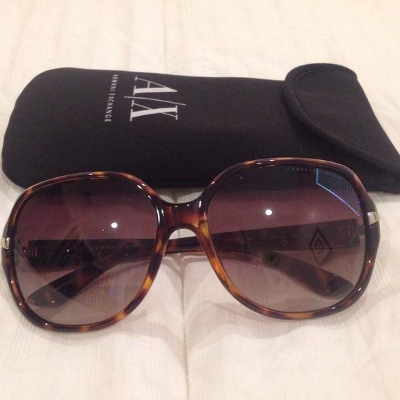 ON HOLD FOR @polash123 A/X sunglasses