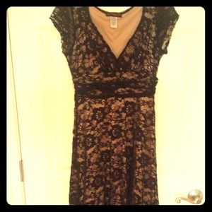 **RESERVED**Floral lace dress