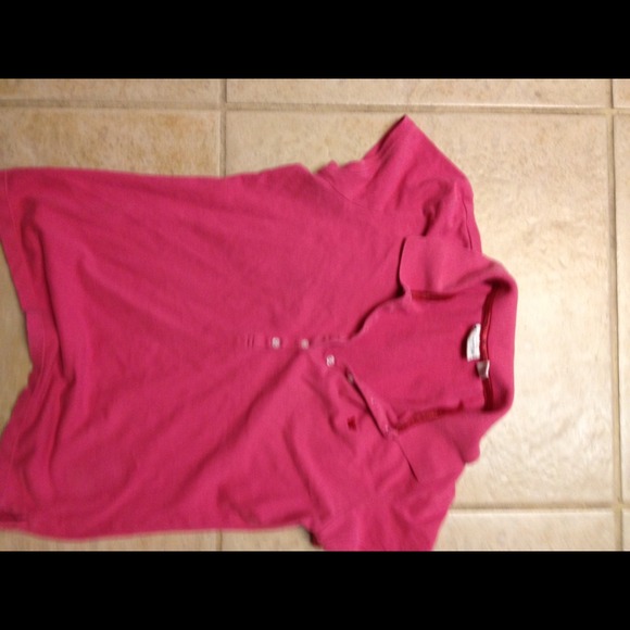 Stretchy pink shirt
