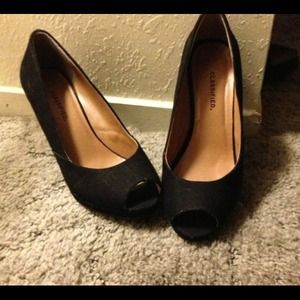 SOLD Classified black canvas dress wedge heals