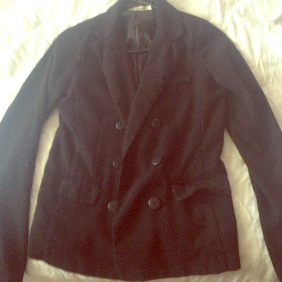 Small lightweight black peacoat