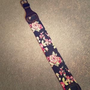 Floral belt