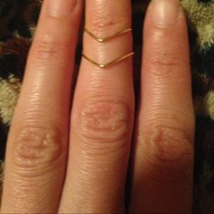 2 double chevron knuckle rings