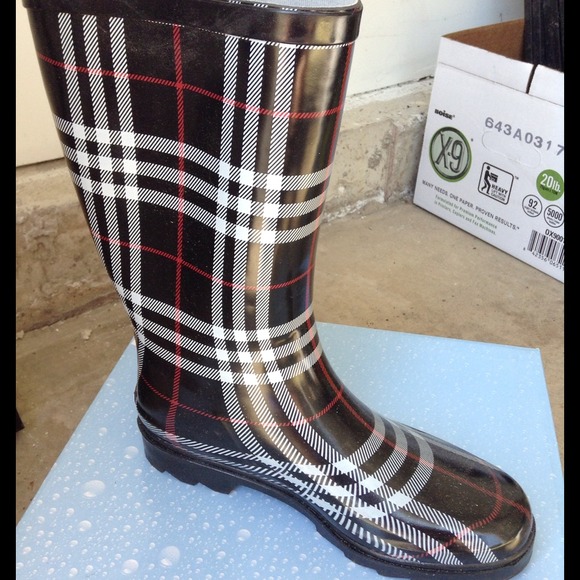Rainy boots