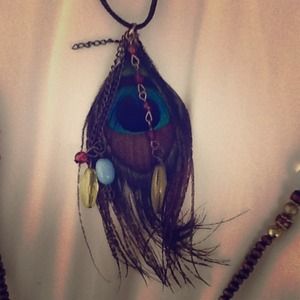 Long peacock feather hippie necklace