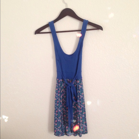 Singing garden dress - Picture 2 of 3