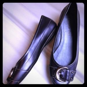 ❌SOLD❌ Cute comfy flats!
