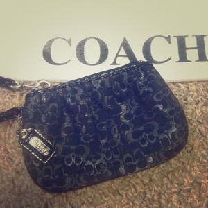 💯Authentic coach wallet clutch.