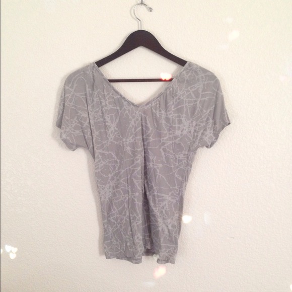 Cloudy day shirt - Picture 3 of 3