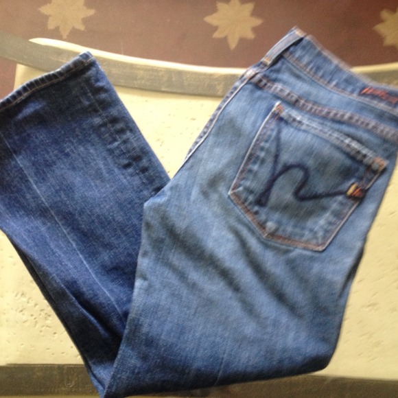 *Sold@naomi*Citizen of humanity crop low