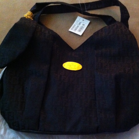 👜FENDI ?? Fabric black signature bag👜