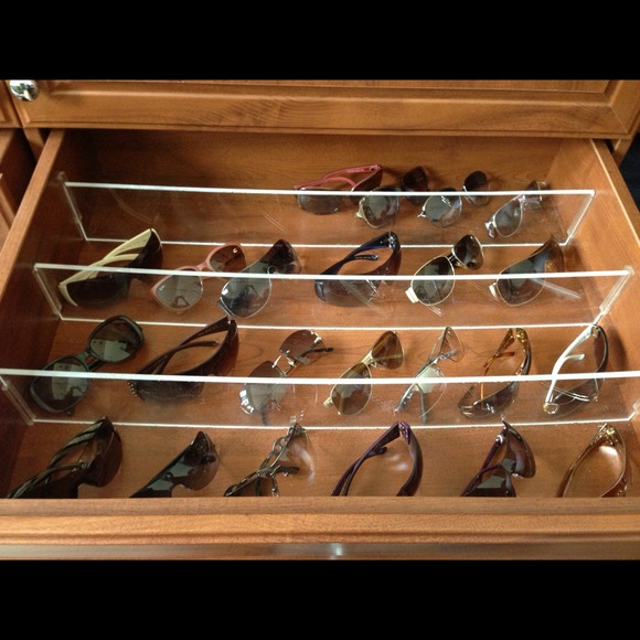 About to list some sunglasses!!