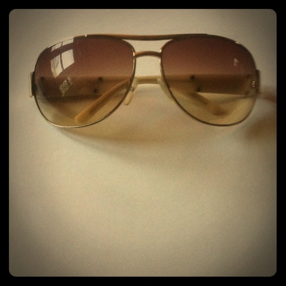 Marc Jacobs Accessories - Marc Jacobs Aviator style sunglasses