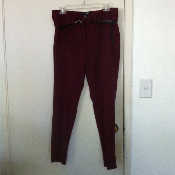Forever 21 Pants - New burgundy high waisted trousers w/ belt
