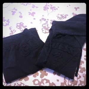 GUESS sweatshirt and sweat pants