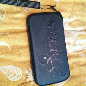 Urban decay smoked palette