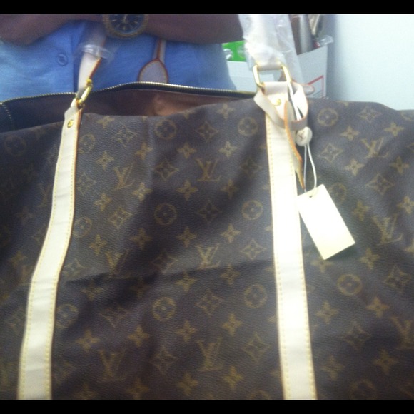 Additional pics LV duffle bag