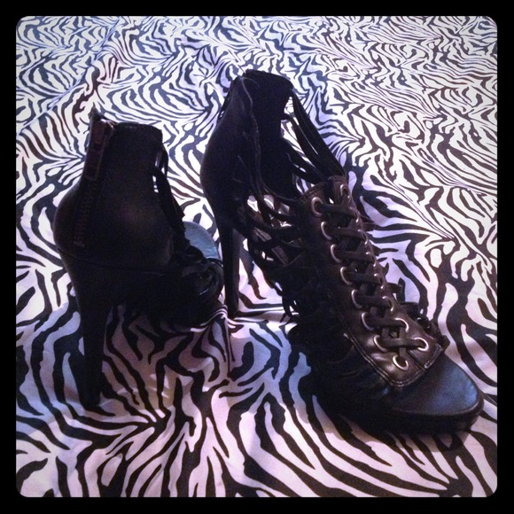 BCBG Black Heels