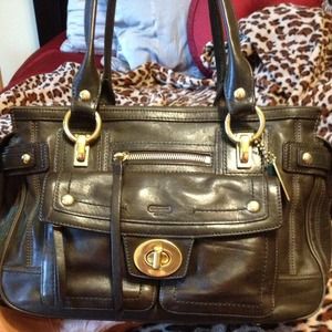 🌹BUNDLE🌹AUTHENTIC COACH  Leather Handbag & walle