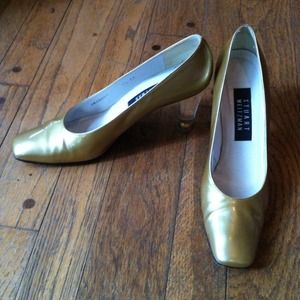 Stuart Weitzman gold patten leather heels