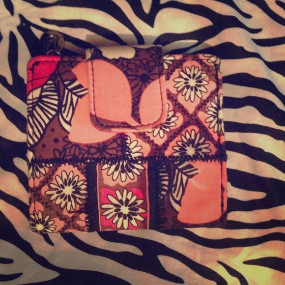 Vera Bradley Mocha Rouge Wallet