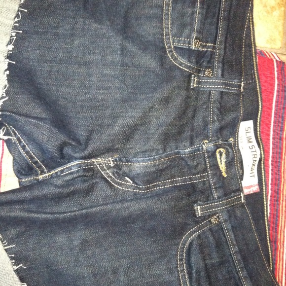 High Waisted distressed Reserve - Picture 3 of 3