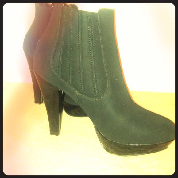 Unlisted black suede booties never worn