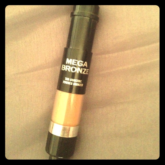 👑BRONZER☀Lauren Conrad uses this☀