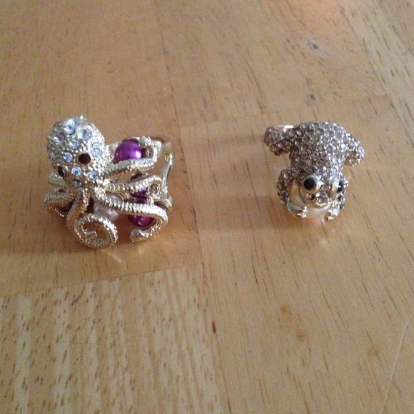 Two beautiful gold rings with swarovski crystals