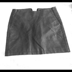🌟SOLD🌟Forever 21 Leather Skirt