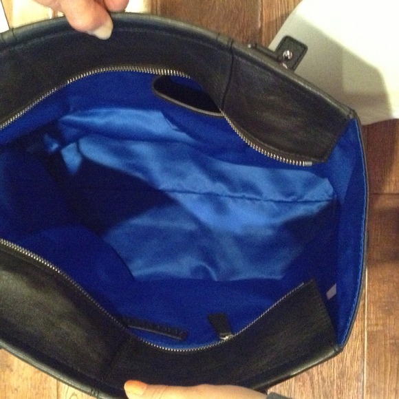 ☀Sold ☀Juicy Couture leather paisley tote - Picture 3 of 4