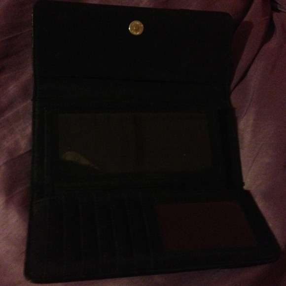 Wallet - Picture 3 of 3