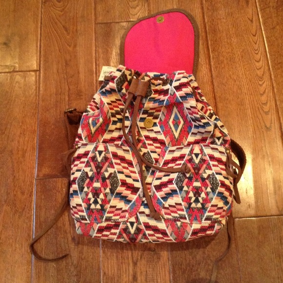 ☀SOLD LOCALLY☀Aztec mini backpack - Picture 4 of 4