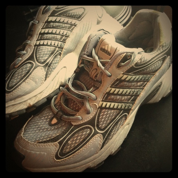 Adidas tennis shoes