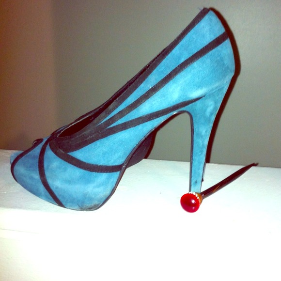 Suede Jessica Simpson Pumps