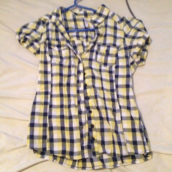 Yellow plaid top