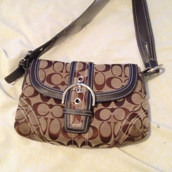 Coach hand bag
