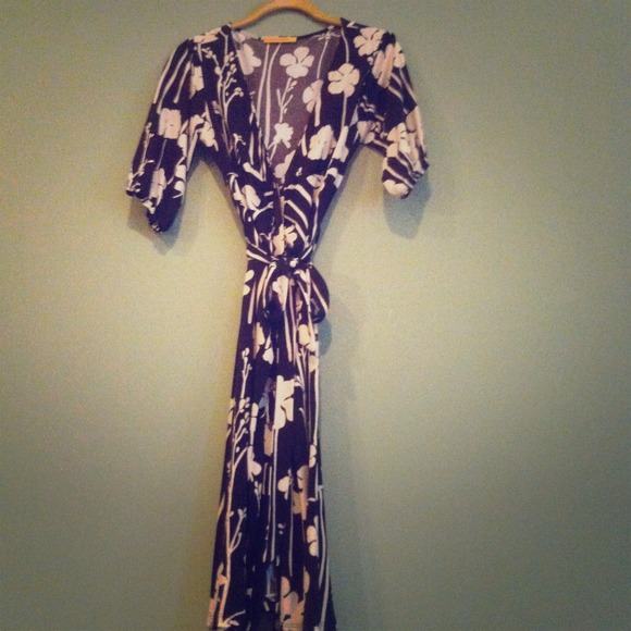 Brown/cream colored dress