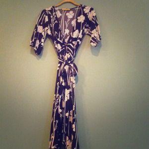 Brown/cream colored dress